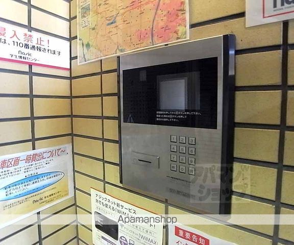 アルトシュロス四条大宮の玄関写真