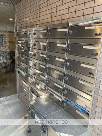 U RESIDENCE三鷹の玄関写真