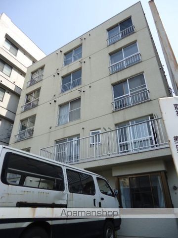 第一田辺ビルの外観写真