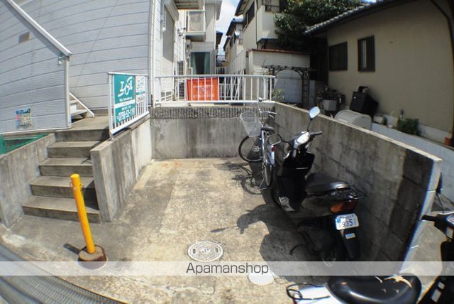 ヴィラ上ヶ原の玄関写真