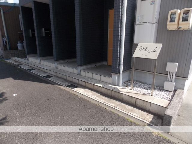 MAJEの玄関写真
