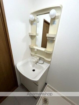 Ｂ－ｍａｉｍａｉ[2LDK/62.16m2]の洗面所