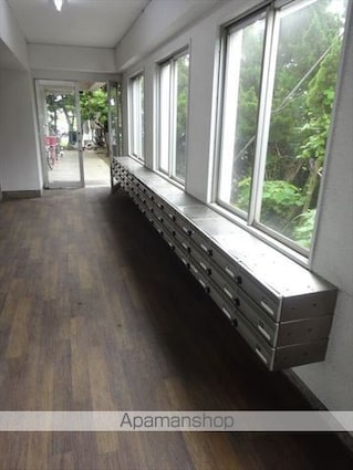 和歌山県和歌山市舟津町１丁目[4DK/48.31m2]の共用部2