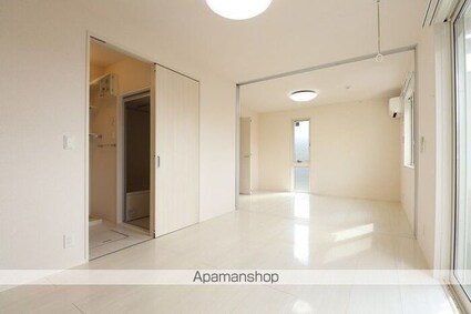 Ｒｏｙａｌ　Ｐａｒｋ　ＨＩＭＥＫＯ　Ｉ・Ｊ[1LDK/41.01m2]のリビング・居間