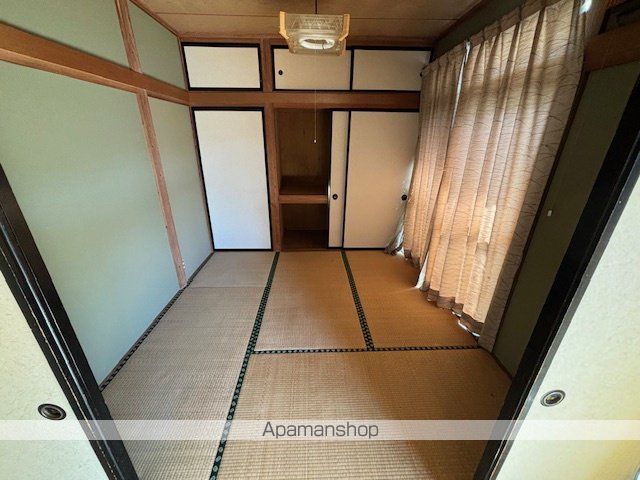 鶴沢貸家1号棟の内装写真