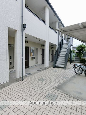 ロイヤルパレスの外観写真
