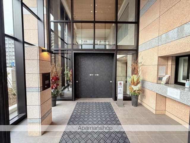 プレミスト札幌ステーション URBAN SEEDの玄関写真