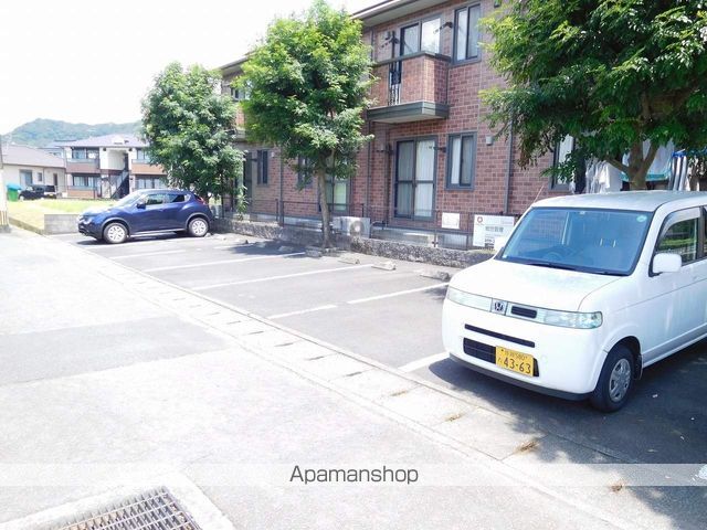 メゾン・ラフィーネの外観写真