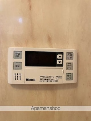 ステージハウス万石[2DK/42.12m2]の内装3