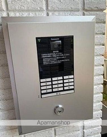 ソラーレ笹塚の玄関写真