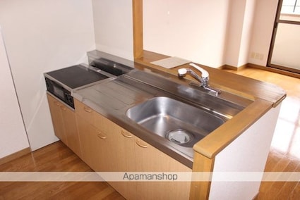 ＥＡＳＴ[2LDK/62.4m2]のキッチン