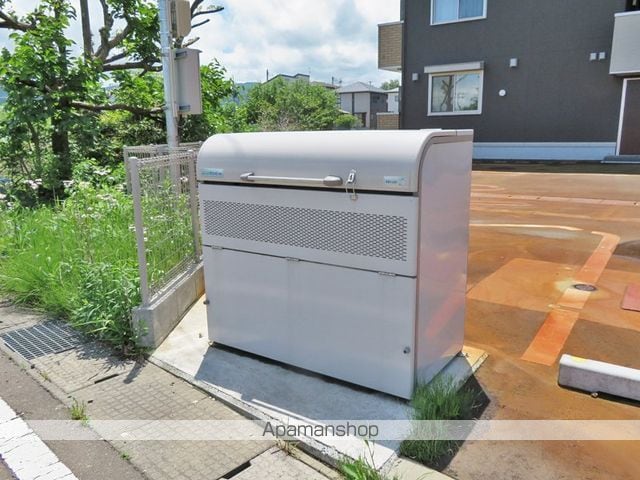 アルメリアのその他写真
