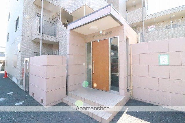 ヴィヴレ皆寿の玄関写真