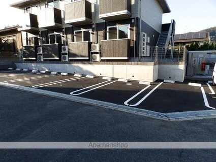 セジュール上野浦ＩＩ[1K/26.52m2]の駐車場