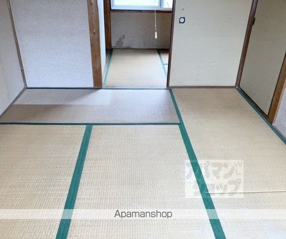 阪急電鉄京都線 桂駅 徒歩10分 2階建 築58年の内装写真