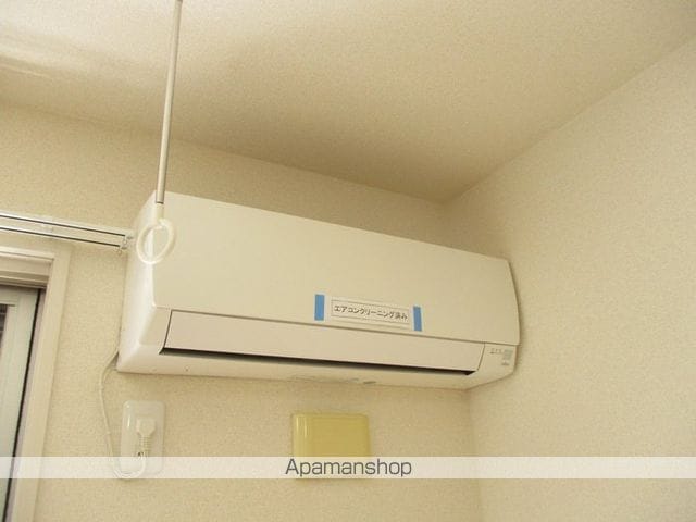 グリーンコート貝塚3号館の内装写真