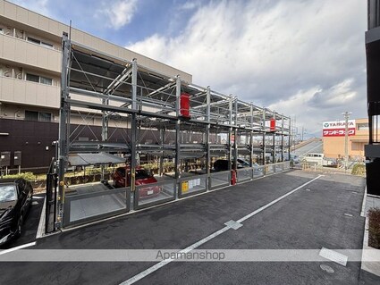 コートデルトゥール昭島[2LDK/68.47m2]の駐車場