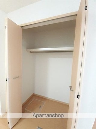 グランデ　パラッツオⅡ[1R/32.9m2]の収納