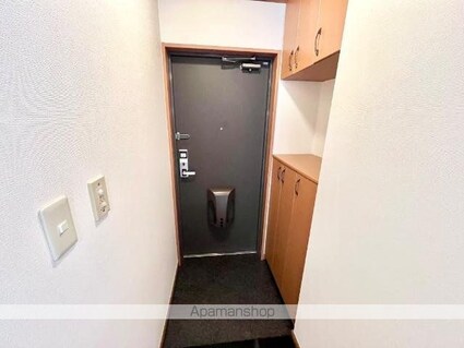 シャトーコリーヌ[1LDK/41.04m2]の玄関