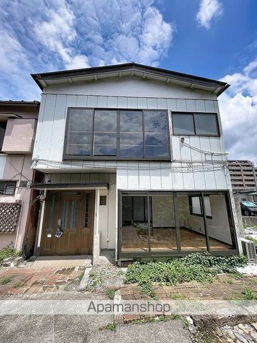西1丁目戸建の外観写真