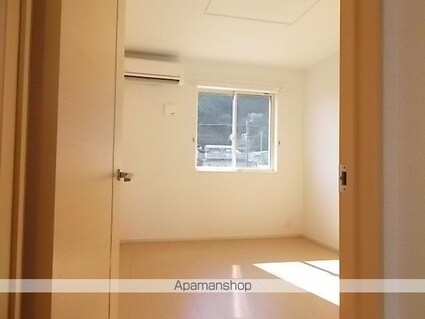 エレガンテⅢ[1LDK/45.89m2]のリビング・居間2