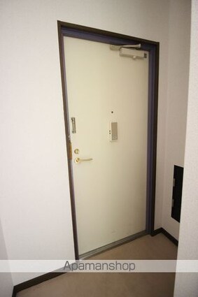 ノーブルマンション[1R/15.96m2]の玄関
