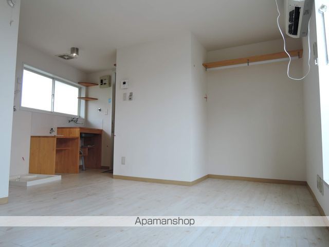 長屋アパートメントHACHIの内装写真