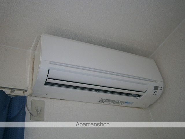 レオパレス西向日の内装写真