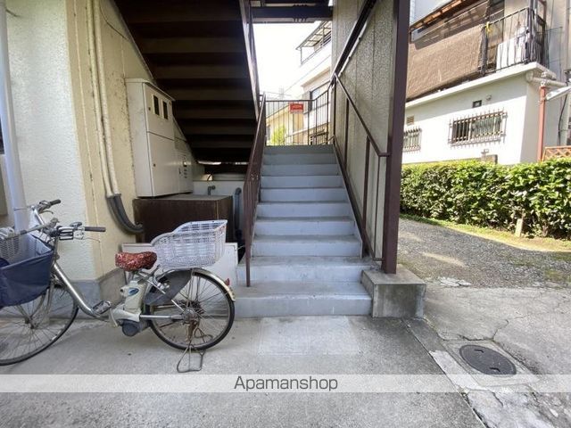 湯谷マンションC棟の玄関写真