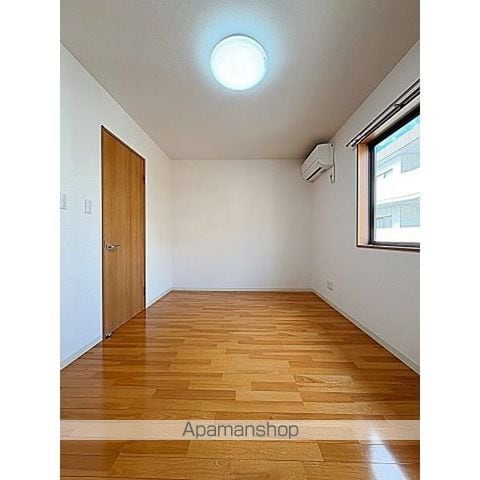 ストリームIの内装写真