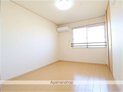 ＲＯＹＡＬ　ＧＡＲＤＥＮ　ＣＡＳＡＨＡＲＡ[2LDK/62.95m2]の内装1