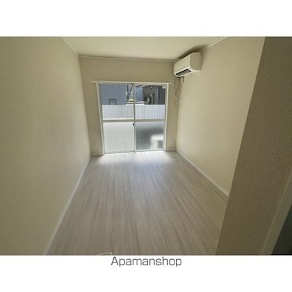 サンウィングＢ[1R/12.3m2]のリビング・居間1