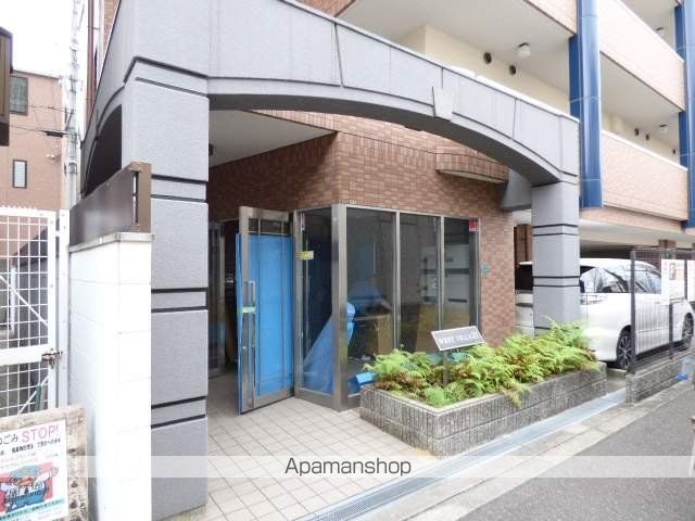 WEST VILLA21の玄関写真