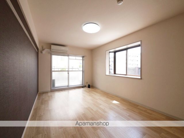 ソフィアIIの内装写真