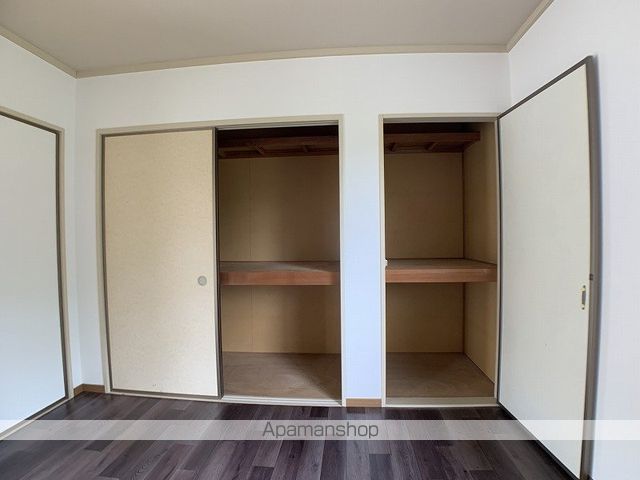 石井住宅の内装写真