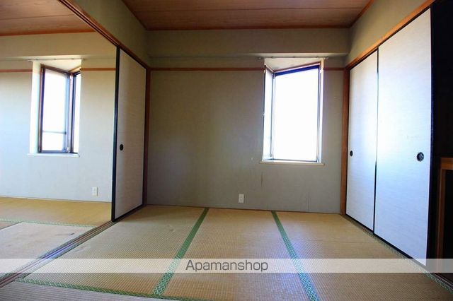 イーストタウンの内装写真