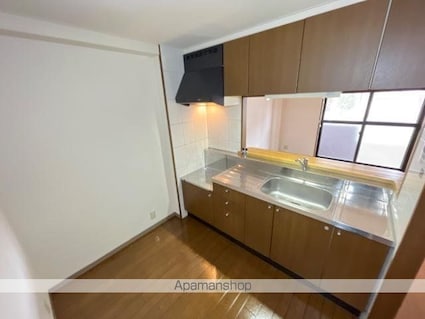和歌山県和歌山市榎原[2LDK/57.75m2]のキッチン