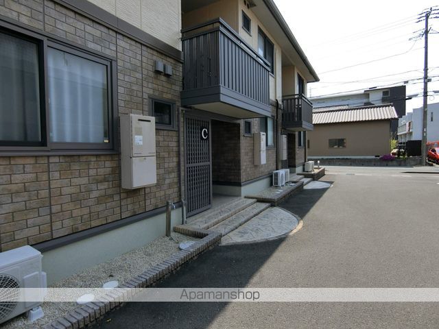 リビングタウン愛野南C棟の外観写真