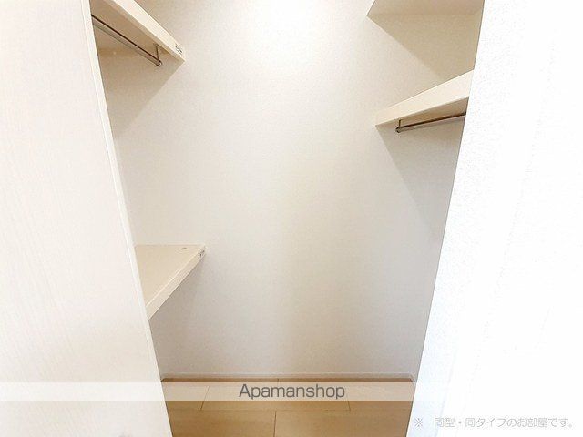 トリエステ Bの内装写真