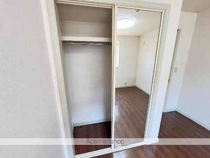 エル・アール[2LDK/56.2m2]の収納2