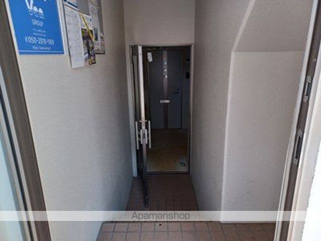 プランドール美園の玄関写真