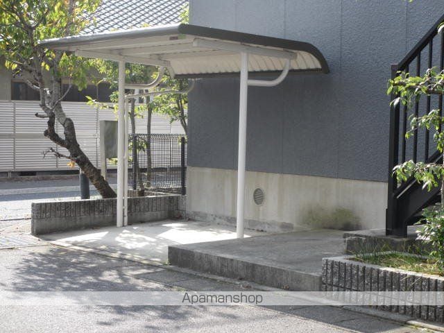 サフラン宝の外観写真