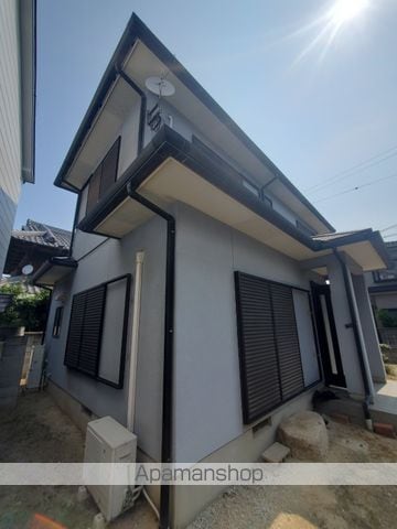 鳳西町三丁戸建ての外観写真