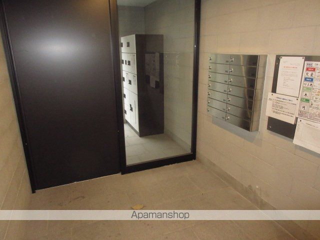 DECORBLOCCO高円寺北の玄関写真