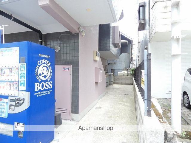 フォレスト優の玄関写真
