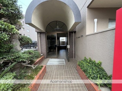 アスシャルマン野洲[3LDK/60m2]のエントランス
