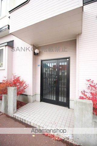 プラドール苗穂の玄関写真