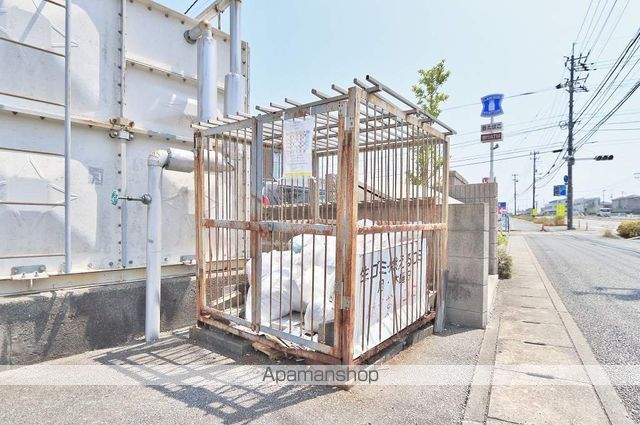 プレジデントハイツ新浜の外観写真