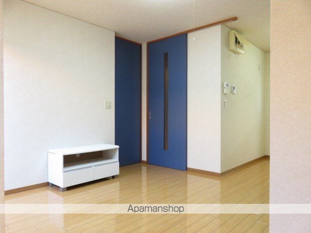 COURT M&MIIIの内装写真