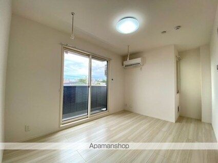 セレスティン三軒茶屋[1K/26.89m2]のリビング・居間